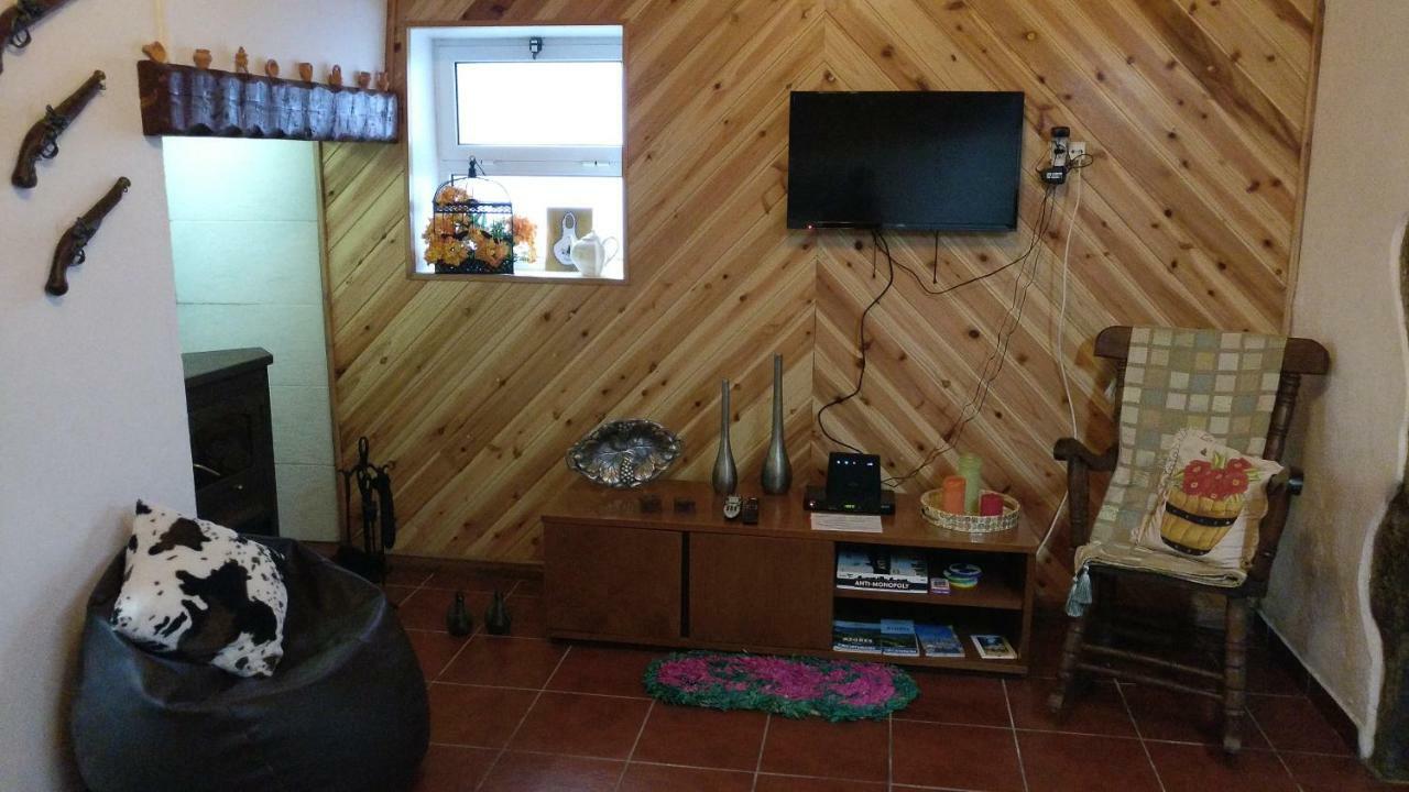 Casa Do Vale Encantado ฟูร์นัส ภายนอก รูปภาพ