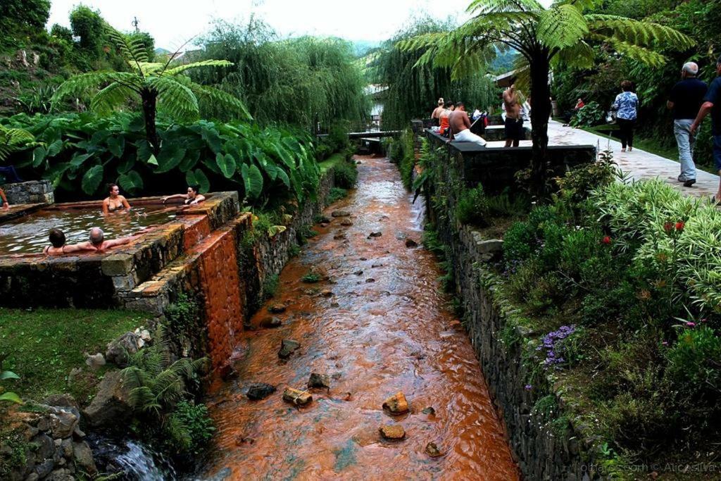 Casa Do Vale Encantado ฟูร์นัส ภายนอก รูปภาพ
